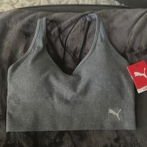 Puma gray Sports Bra L NWT